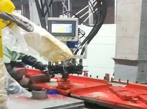 Foaming Toy Spraying