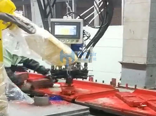 Foaming Toy Spraying